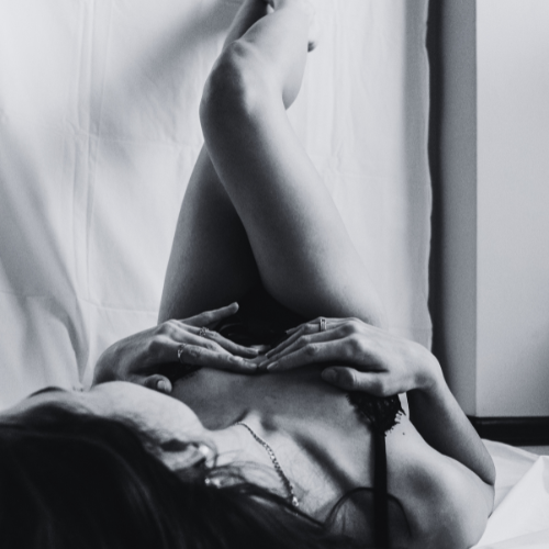 Apprendre à ne plus avoir peur d’être une femme