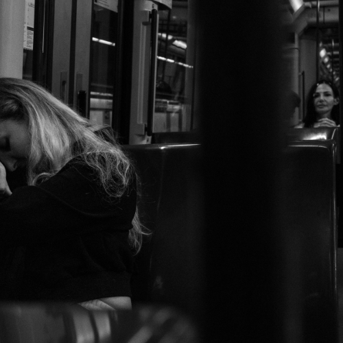 Je suis entourée, mais je me sens seule